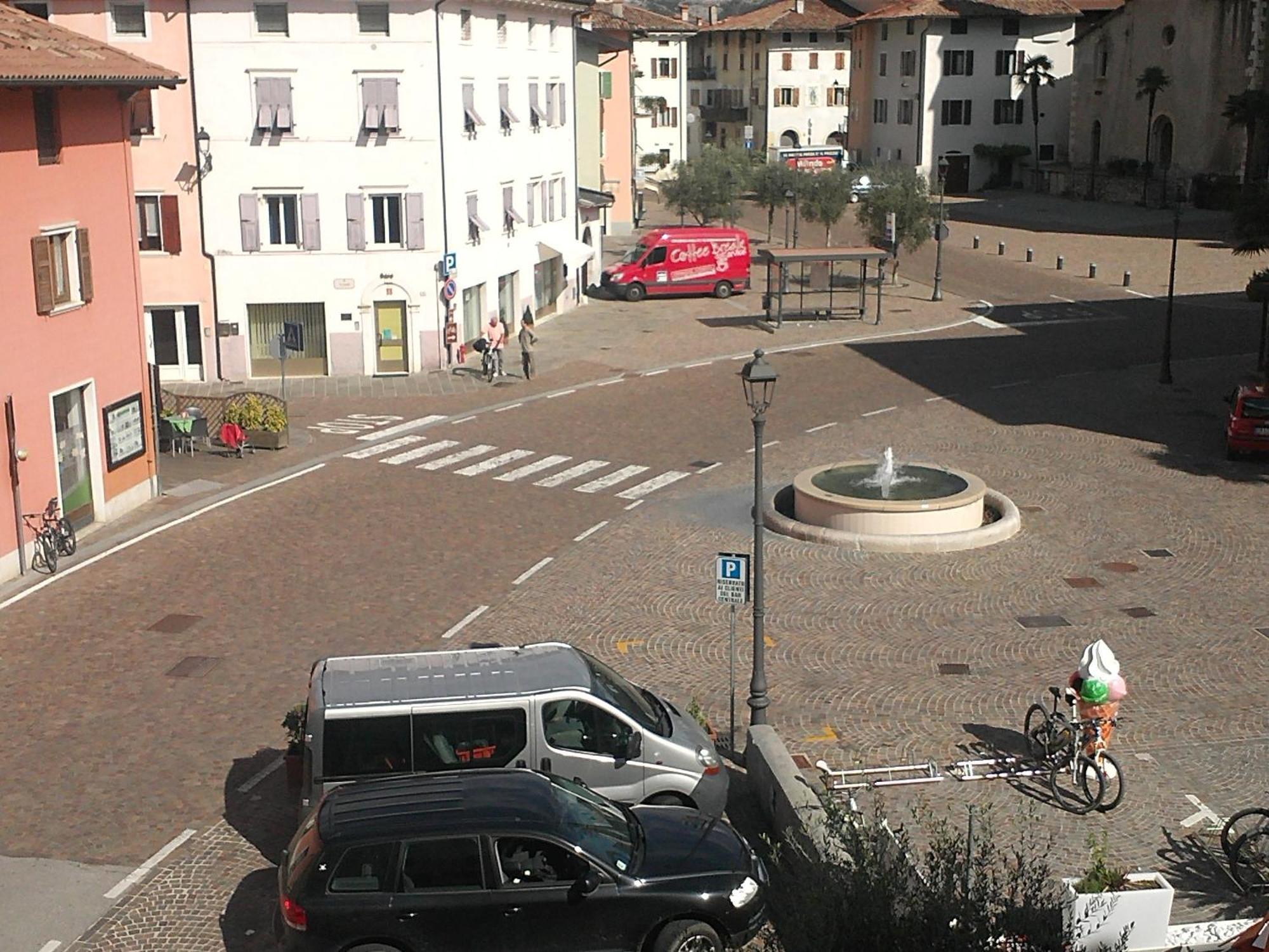 Residence Centrale Dro Exterior foto